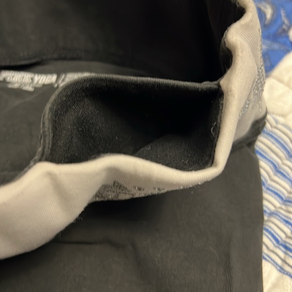 Yoga pants by PINK - Picture 4 of 5